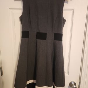 Calvin Klein Gray Sleeveless Fit & Flare Dress Black & White Trim Women's Sz 8P